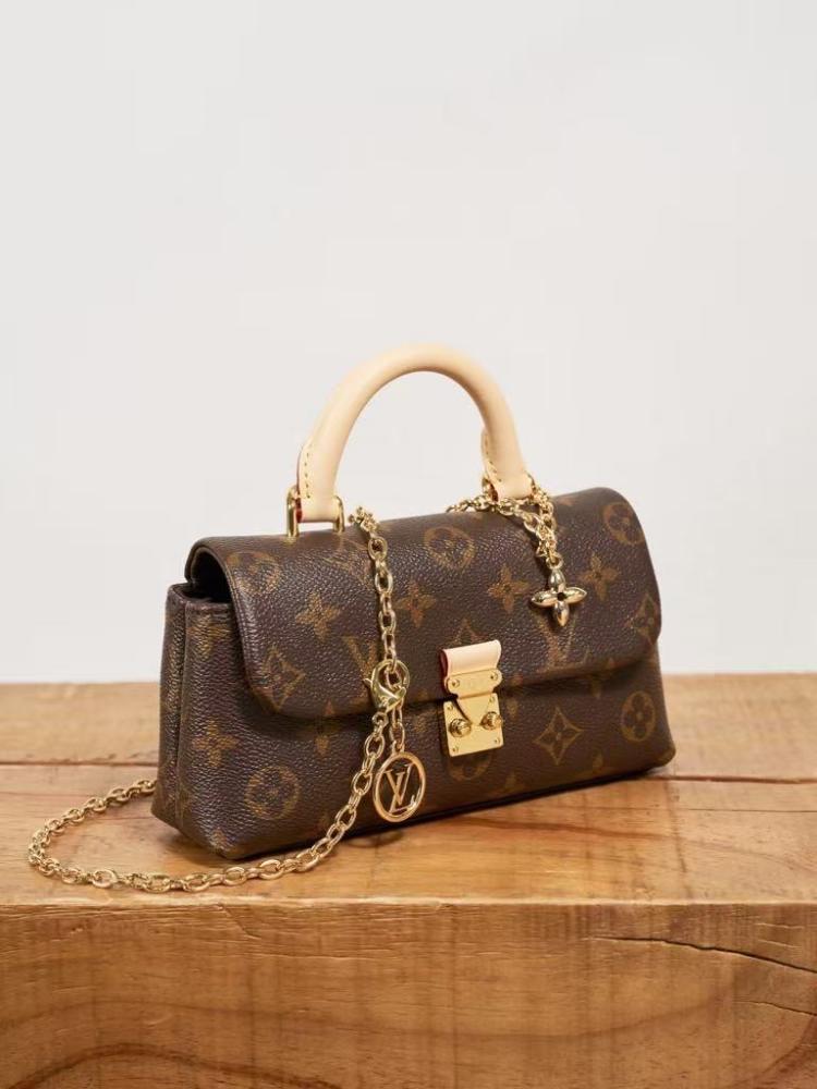 Louis Vuitton Wallet On Chain Ivy Monogram Bag