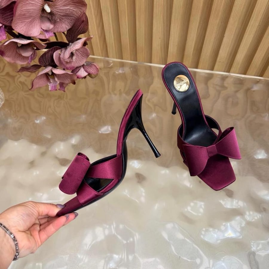 Saint Laurent Bow Mule / Sandals