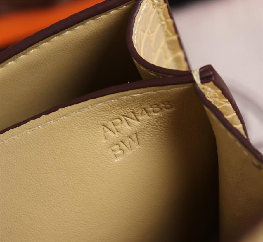 Hermès Constance  vanilla23Cm