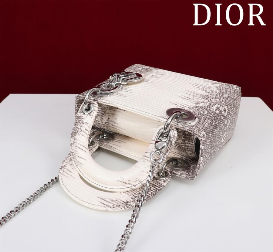 Lady Dior (جلد السحليه )
