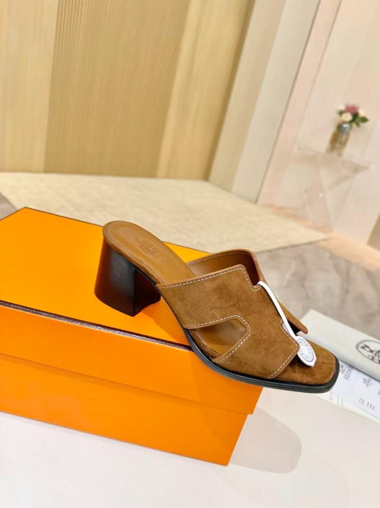 Hermès Oasis Suede Sandal / Mule