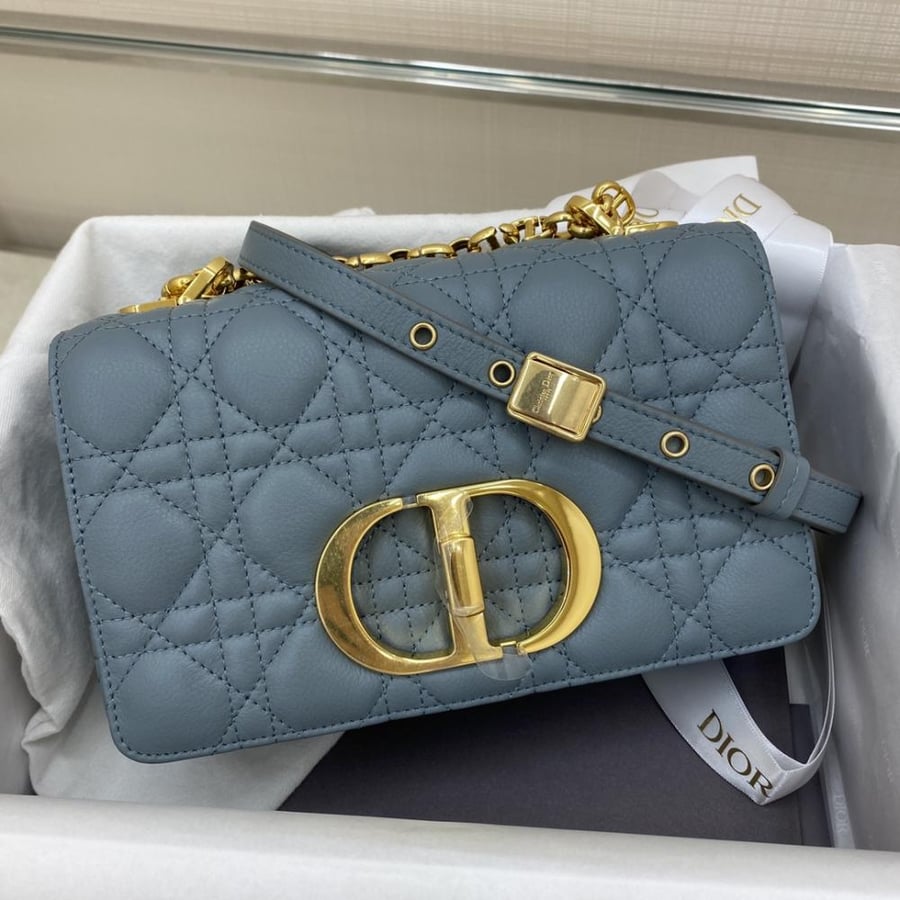 Soft Dior Caro