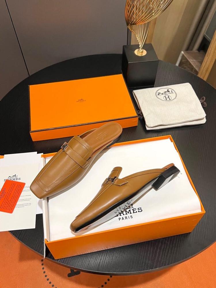 Hermès Jane Mule in Tan Leather with Palladium H Hardware
