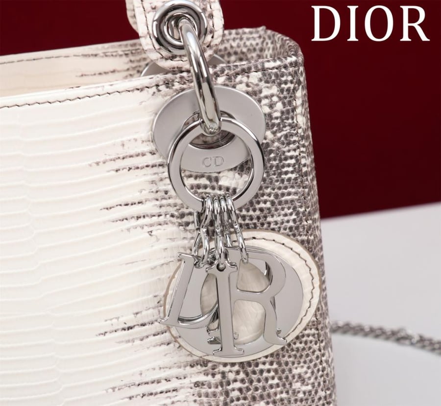 Lady Dior (جلد السحليه )