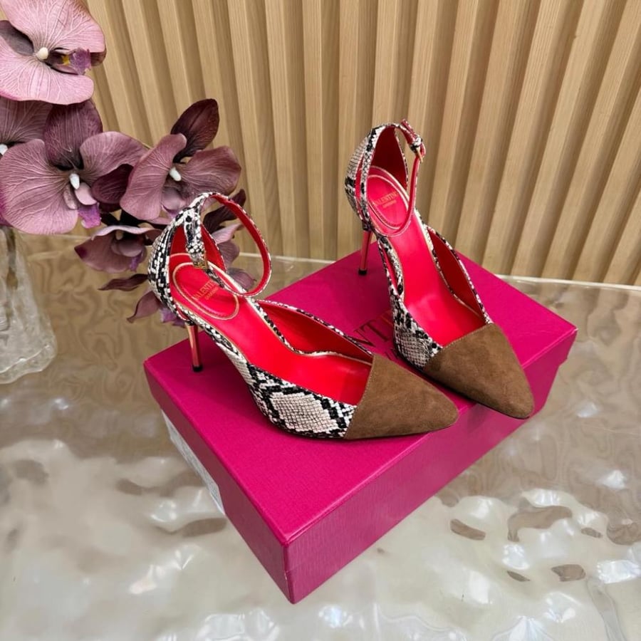 Valentino Garavani Snake-Print Pumps