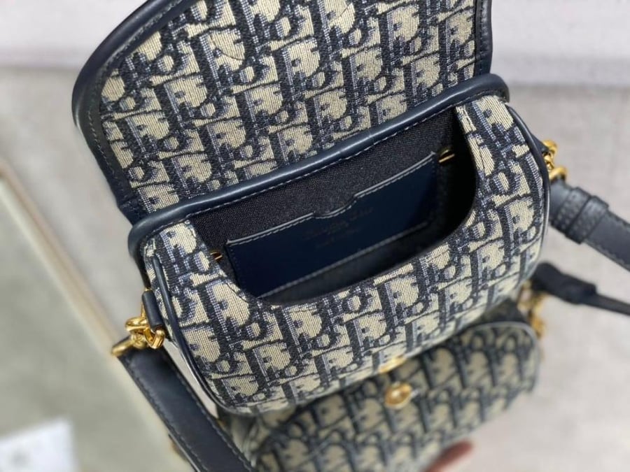 Bobby Underarm Bag