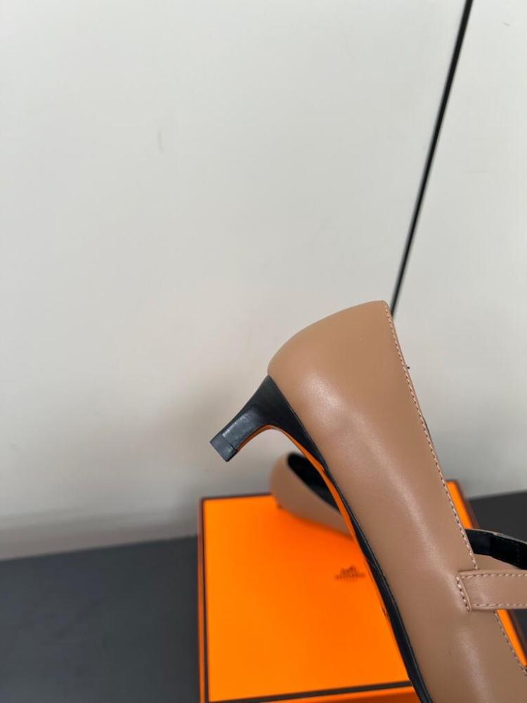 Hermès Mary Jane / Finesse Pumps