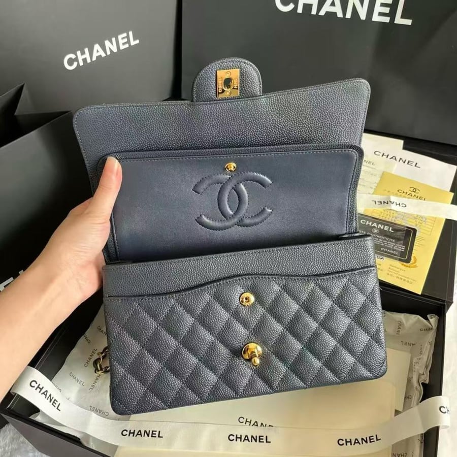 CHANEL Classic Small Flap Bag