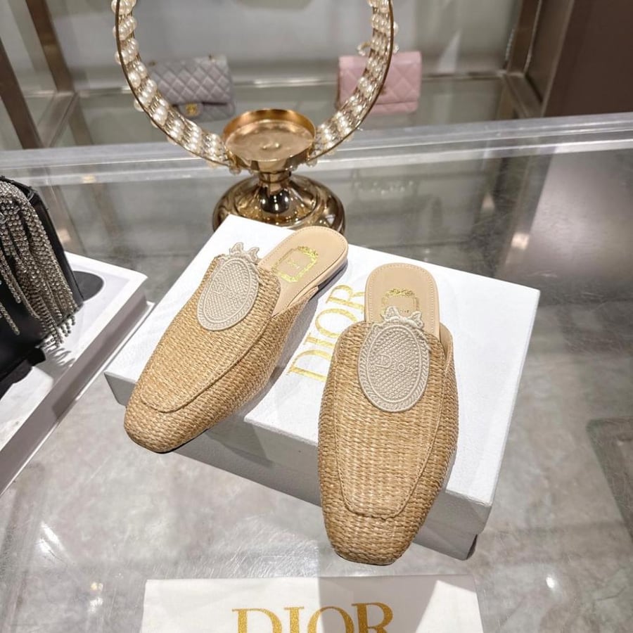 Dior Granville / Poetic Raffia Mules