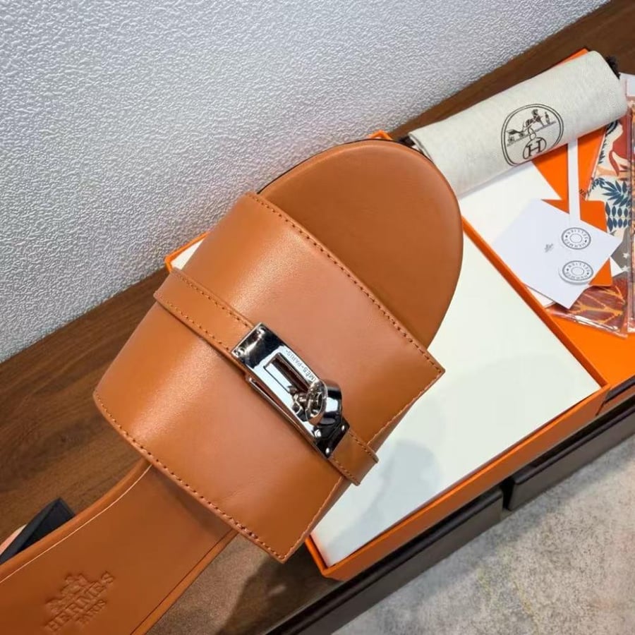 Hermès Kelly Mule Sandals Gold Leather