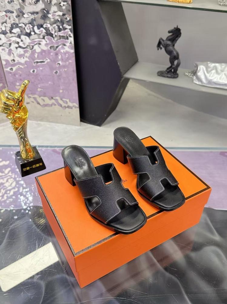 Hermès Oasis Sandal in Leather