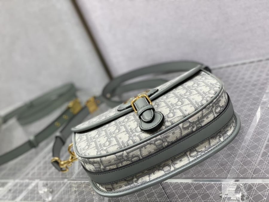 Bobby Underarm Bag