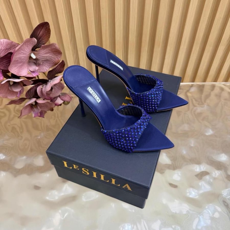 Le Silla Gwen / Ivy Crystal Embellished Mesh Mule
