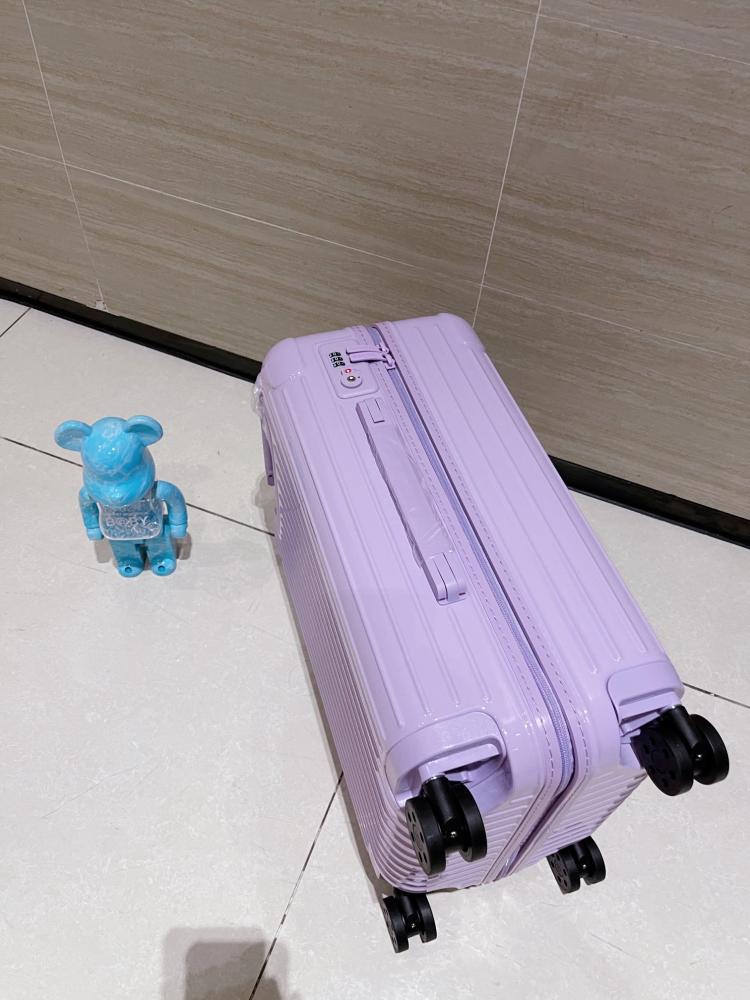 Rimowa Essential Suitcase