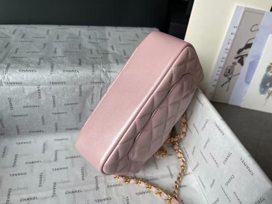 CHANEL