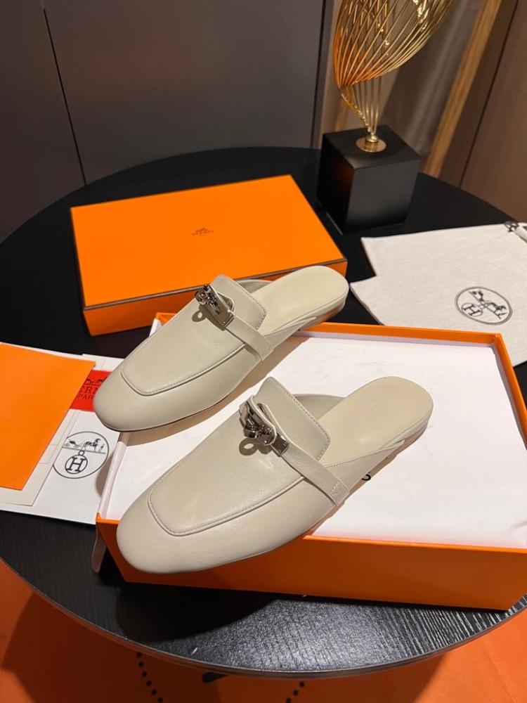 Hermès Oz Mule in Cream Leather with Silver Kelly Hardware