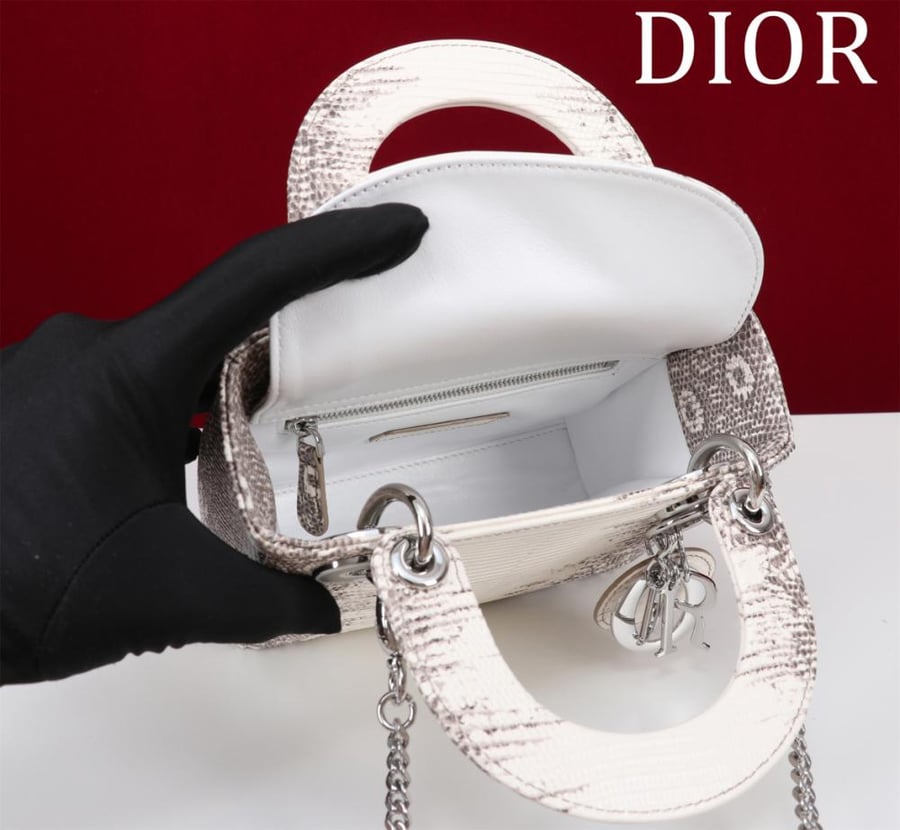 Lady Dior (جلد السحليه )