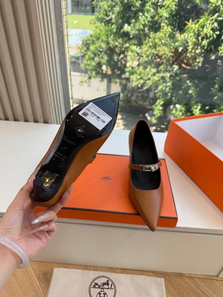 Hermès Mary Jane / Finesse Pumps