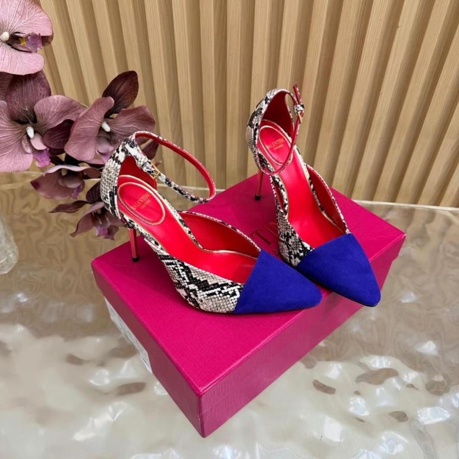 Valentino Garavani Snake-Print Pumps