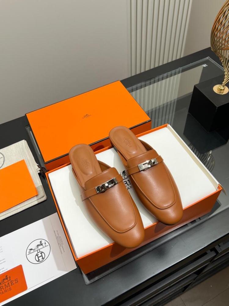 Hermès Oz Mule in Cream Leather with Silver Kelly Hardware