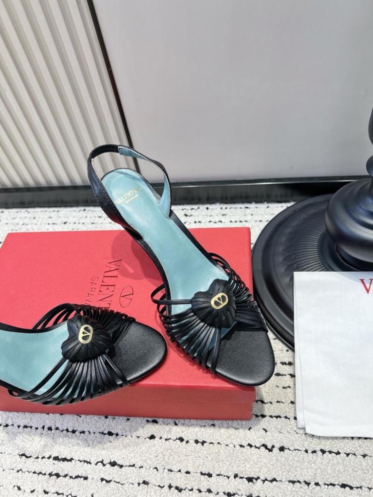 Valentino Garavani Leather Heart VLogo Slingback Sandals