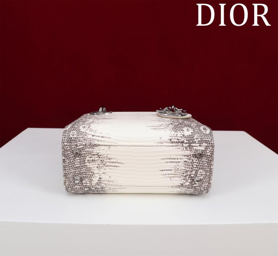 Lady Dior (جلد السحليه )