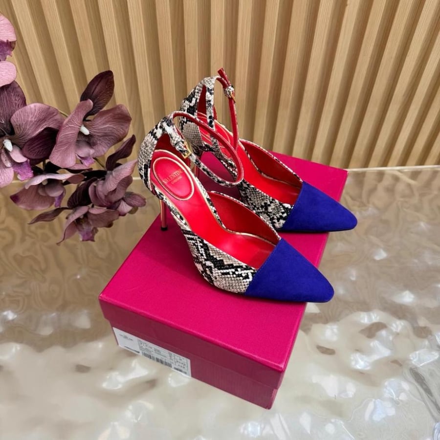 Valentino Garavani Snake-Print Pumps