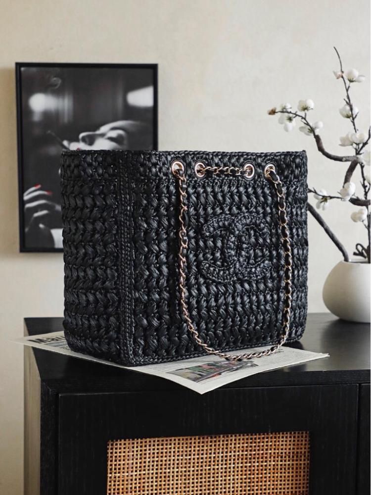 Chanel Deauville / Shopping Tote in Crochet Raffia