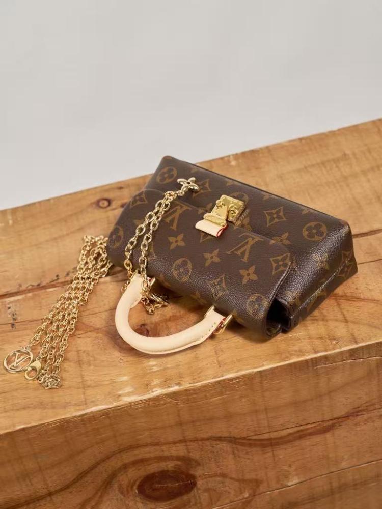 Louis Vuitton Wallet On Chain Ivy Monogram Bag