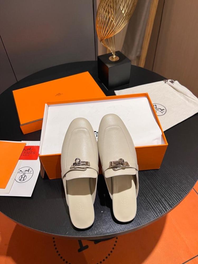 Hermès Oz Mule in Cream Leather with Silver Kelly Hardware