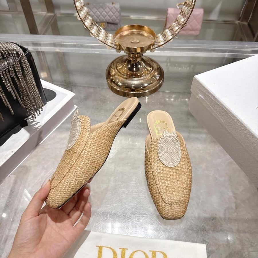 Dior Granville / Poetic Raffia Mules