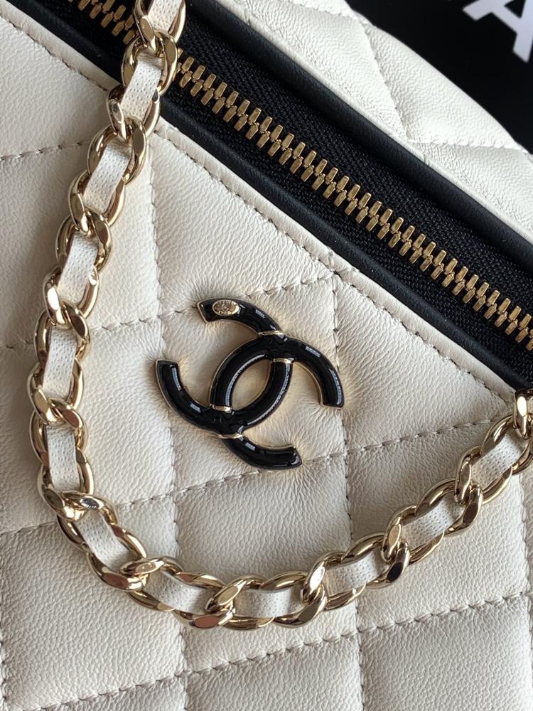 Chanel 26s Tweed and Leather Baguette Bag