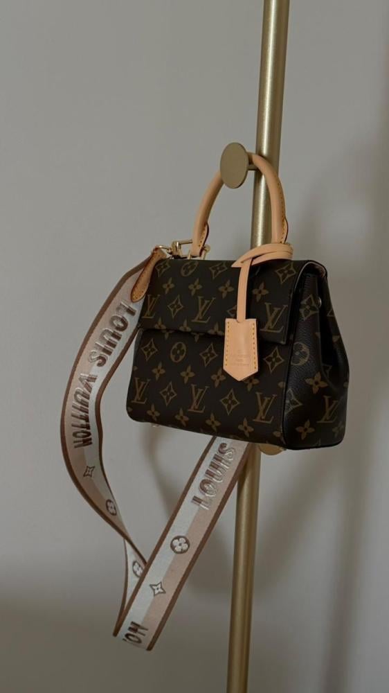 clony Lv