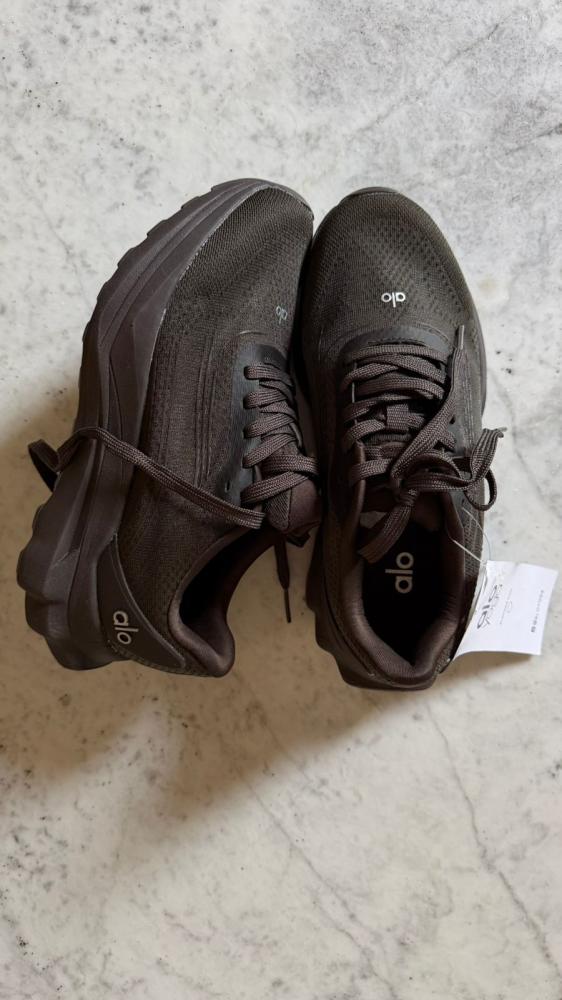 (alo  runner shoes (Dark Brown