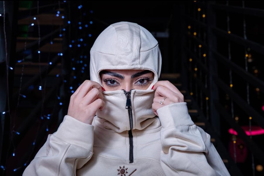 Beige hoodz