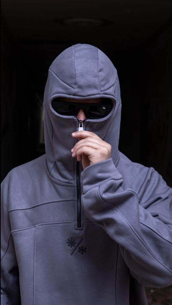 Gray hoodz