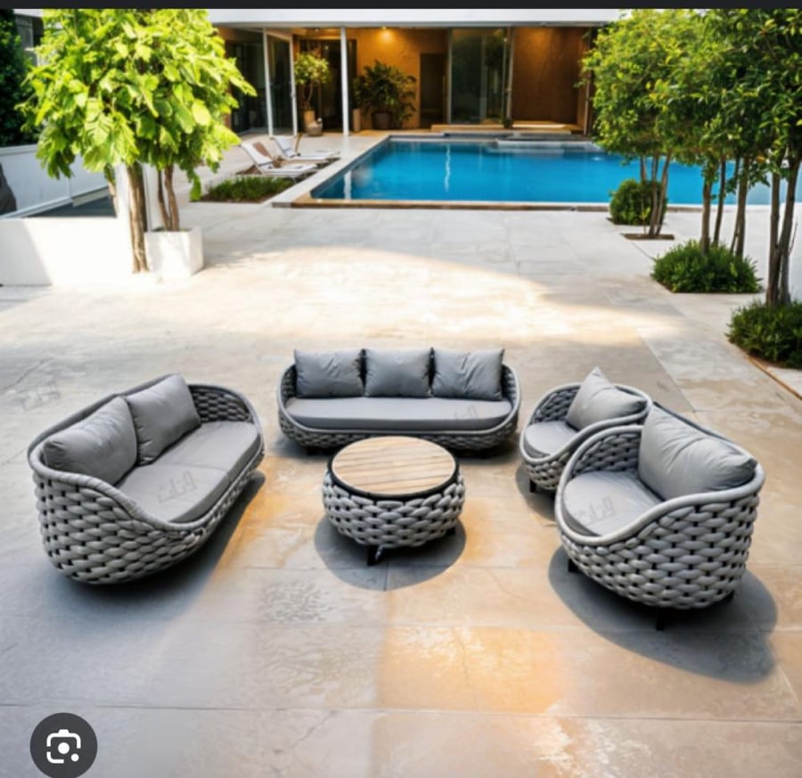 Outdoor sitting with 7 seats