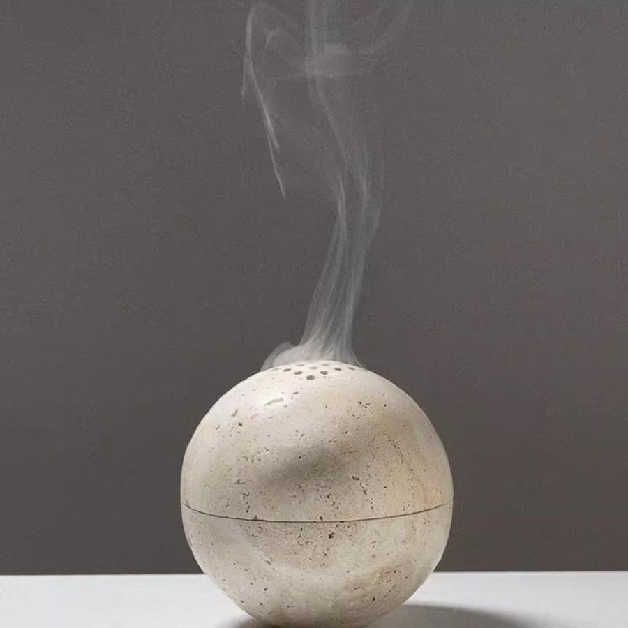 Incense holder with marble-like شعر in a creamy color