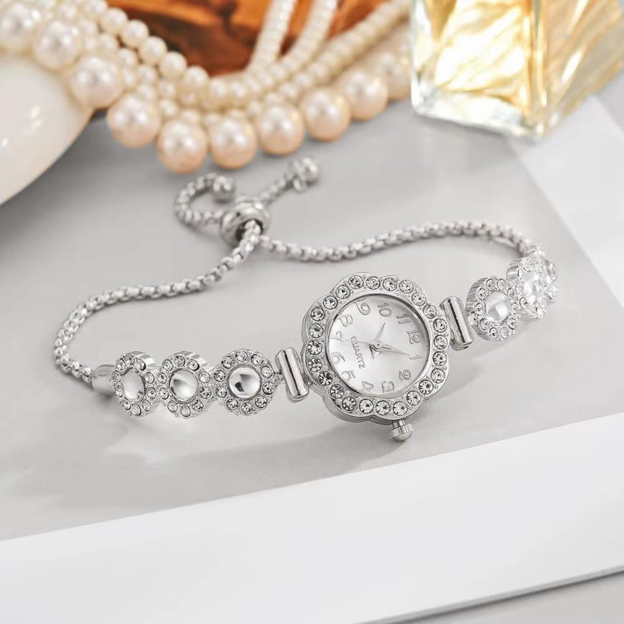 ساعات نسائية أنيقة من حجر الراين موضة السيدات سوار حزام كوارتز ساعة اليد Reloj Mujer بنات ساعة هدية (بدون صندوق)