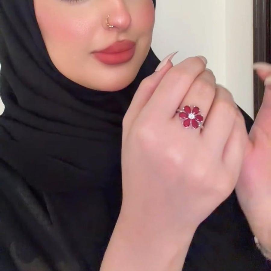 خاتم فضه الأنيق