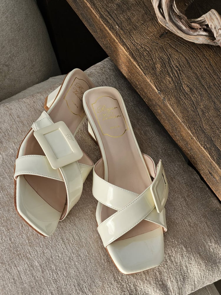 كعب ميول روجيه فيفييه Roger Vivier