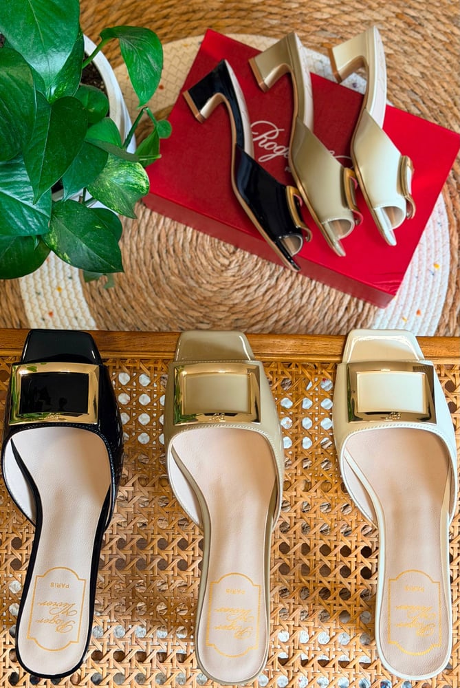 كعب روجيه فيفييه Roger Vivier بكلة مربعة