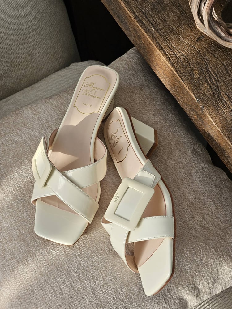 كعب ميول روجيه فيفييه Roger Vivier