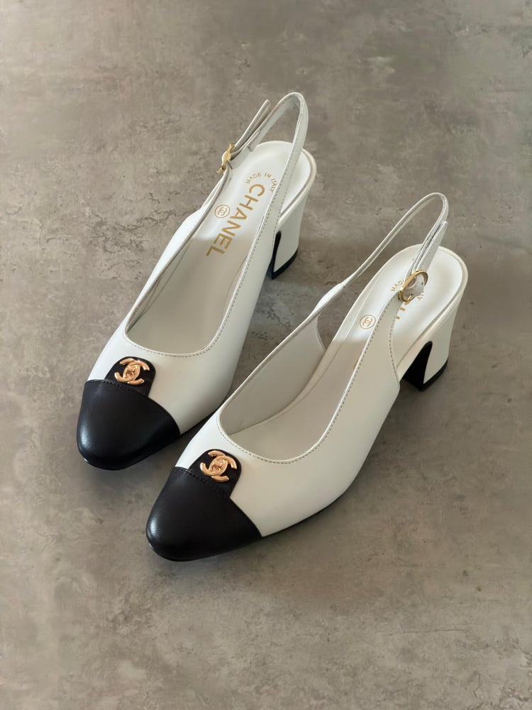 كعب شانيل CHANEL