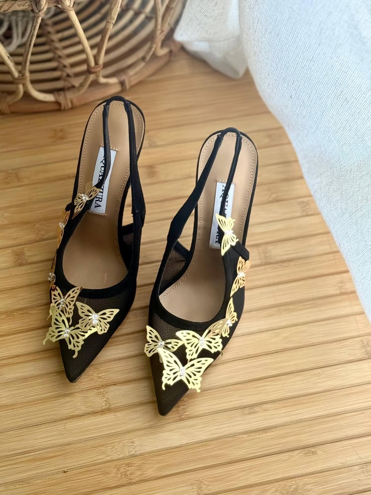 كعب أكوازورا Aquazzura