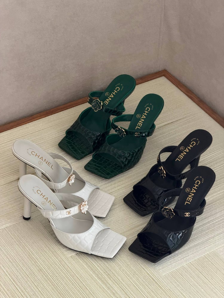 ميول كعب شانيل Chanel