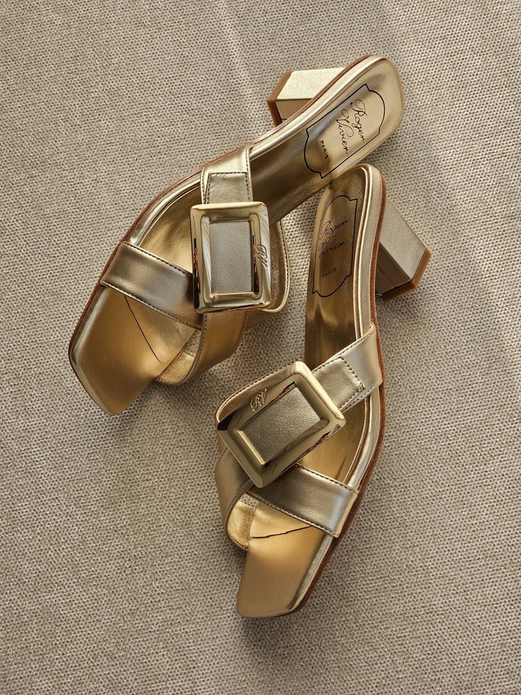كعب ميول روجيه فيفييه Roger Vivier