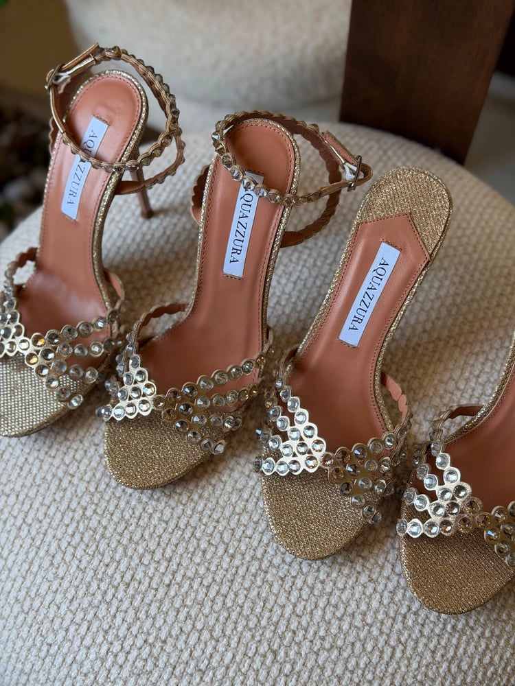 كعب أكوازورا مرصع AQUAZZURA