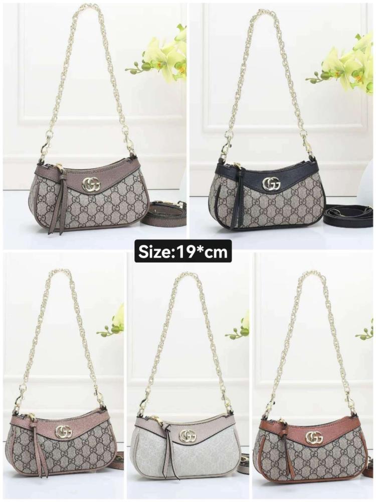 Gucci GG Mini Chain Shoulder Bag 19cm
