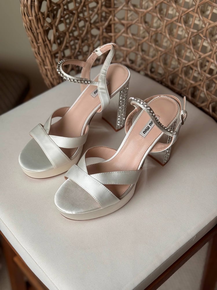 كعب ميو ميو Miu Miu
